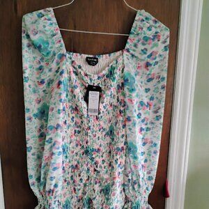 BEBE Puff Sleeve Smocked Printed Chiffon Dress - Glitchy Floral - Size M - NWT